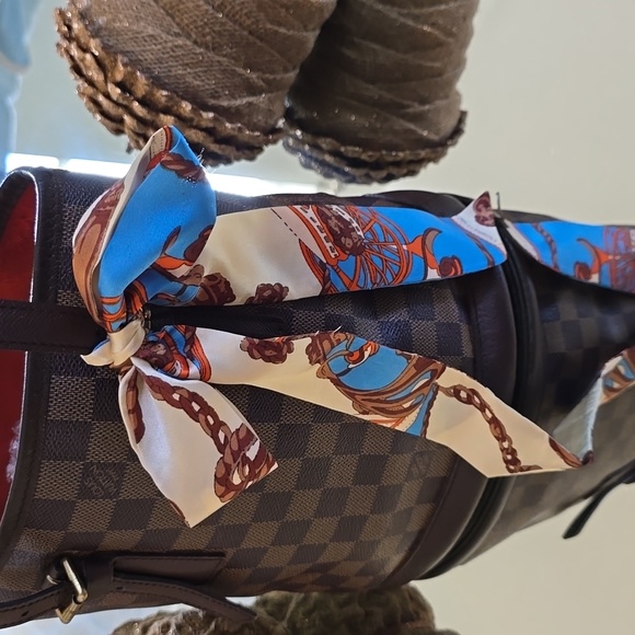 LOUIS VUITTON • MARAIS DAMIER EBENE BUCKET BAG - Picture 10 of 10